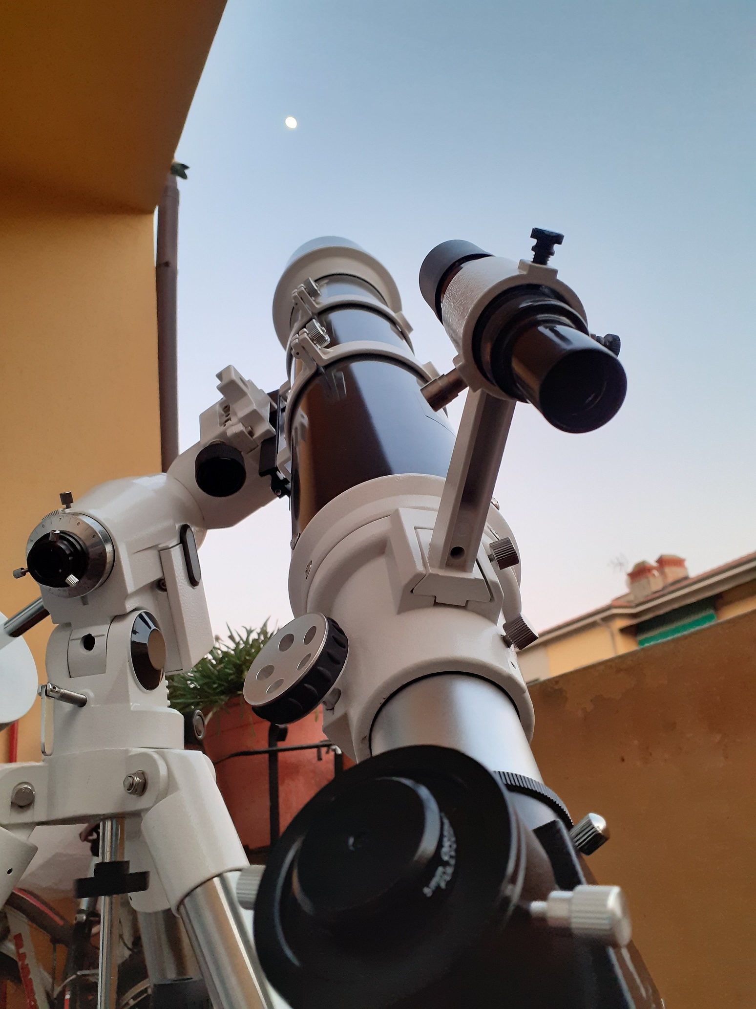 Celestron Omni xlt 120, test di Davide Sigillò